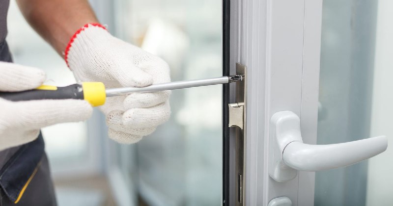 Сервисное обслуживание окон Невинномысск. Цена от 378 руб.